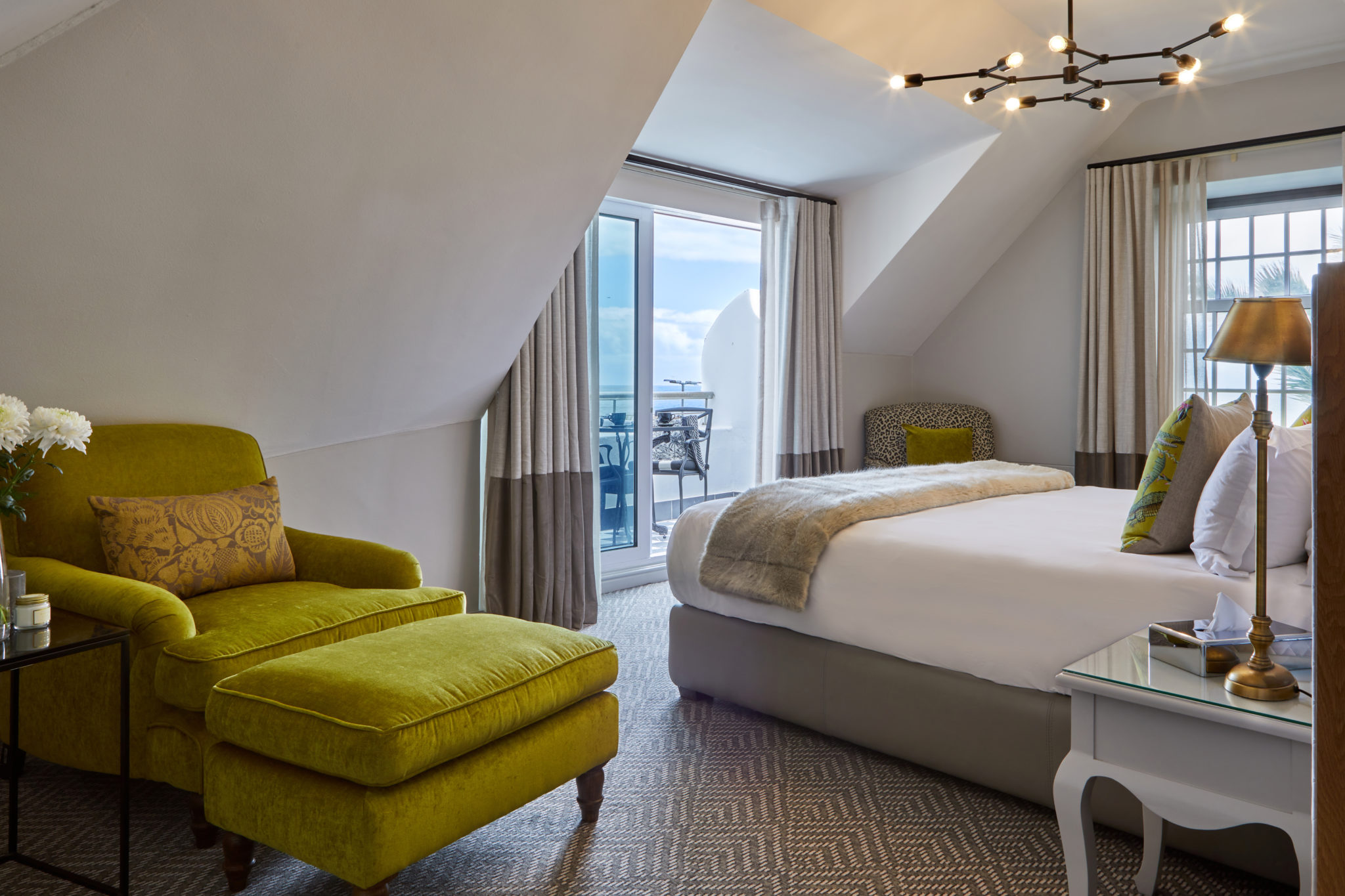 The Winchester Hotel thumbnail 2