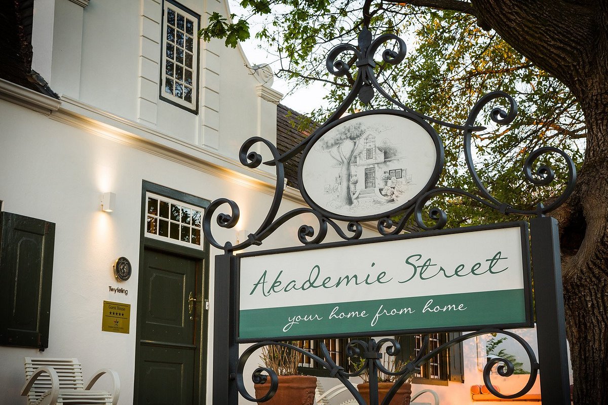 Akademie Street Boutique Hotel thumbnail 1