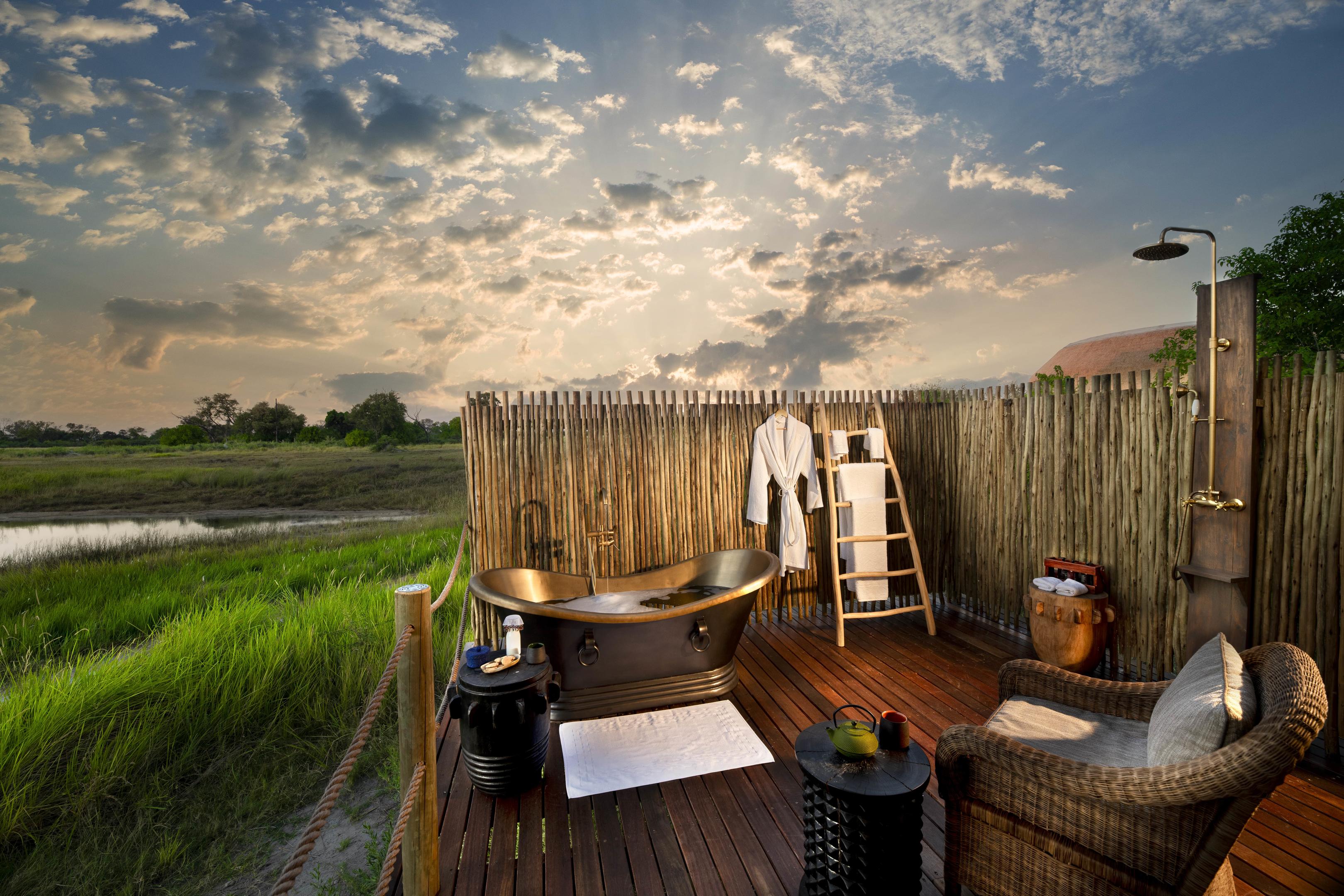 Atzaro Okavango Camp thumbnail 2