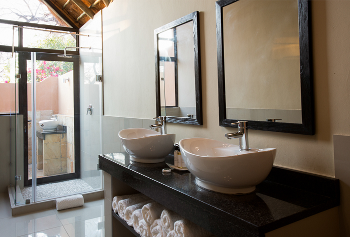 Kwenga Safari Lodge thumbnail 4