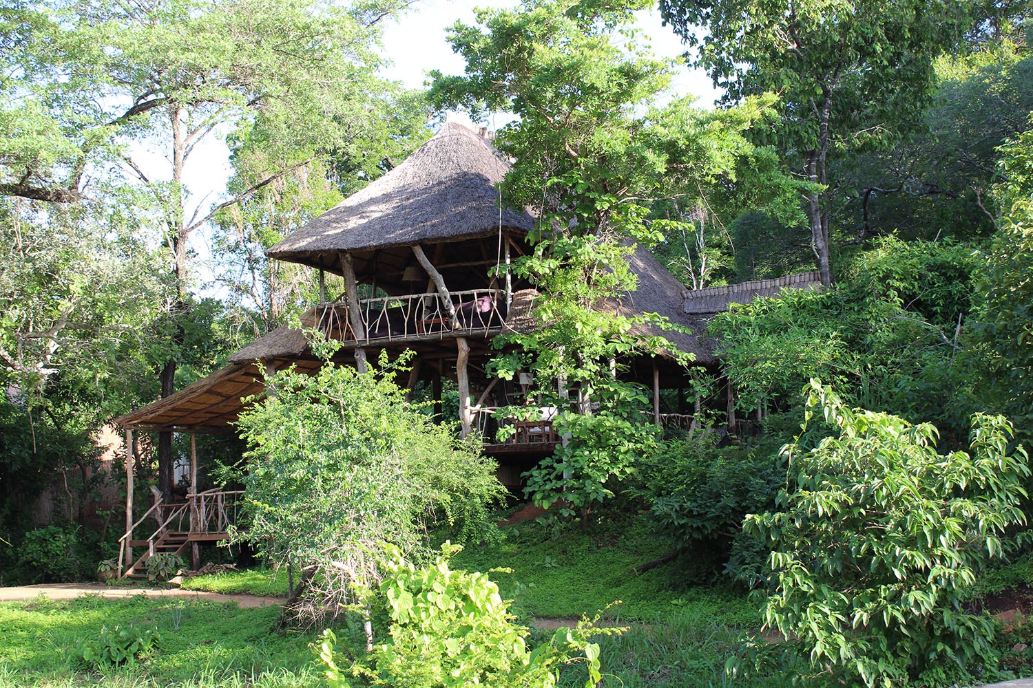 Bua River Lodge thumbnail 2