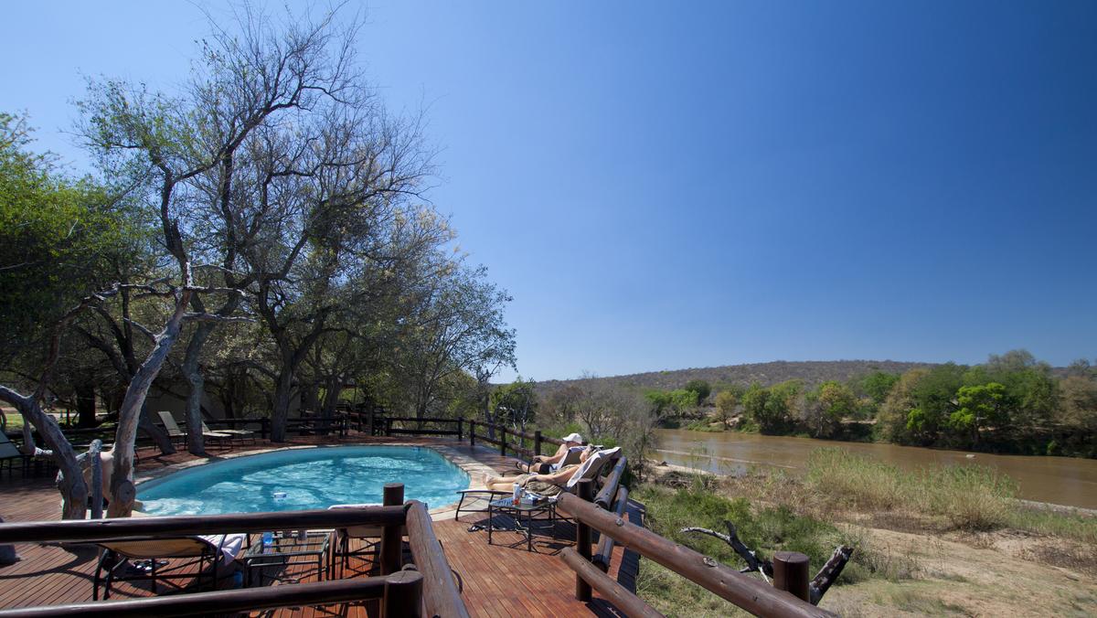 Nyati Safari Lodge thumbnail 4