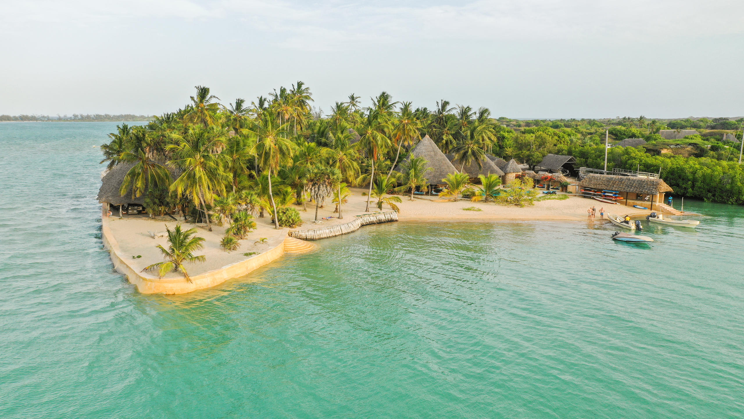 Manda Bay thumbnail 8