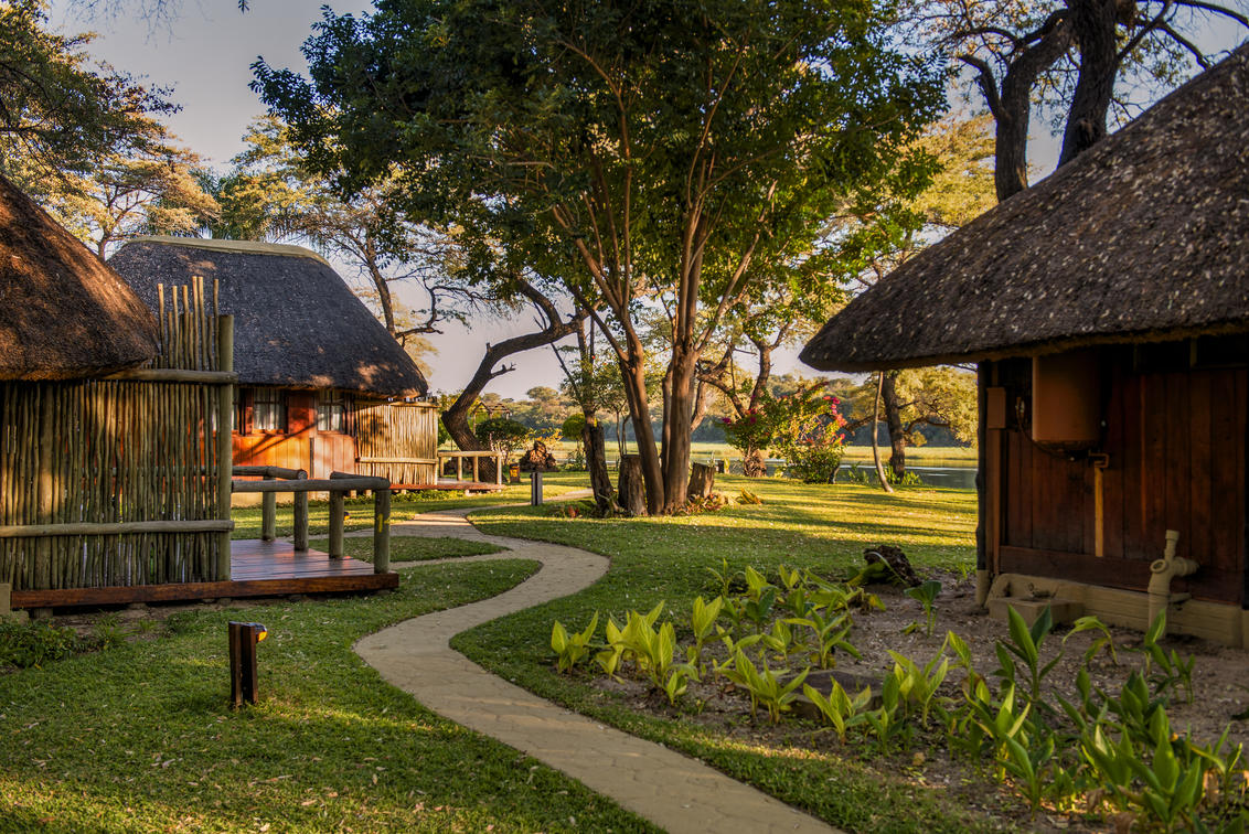 Hakusembe River Lodge