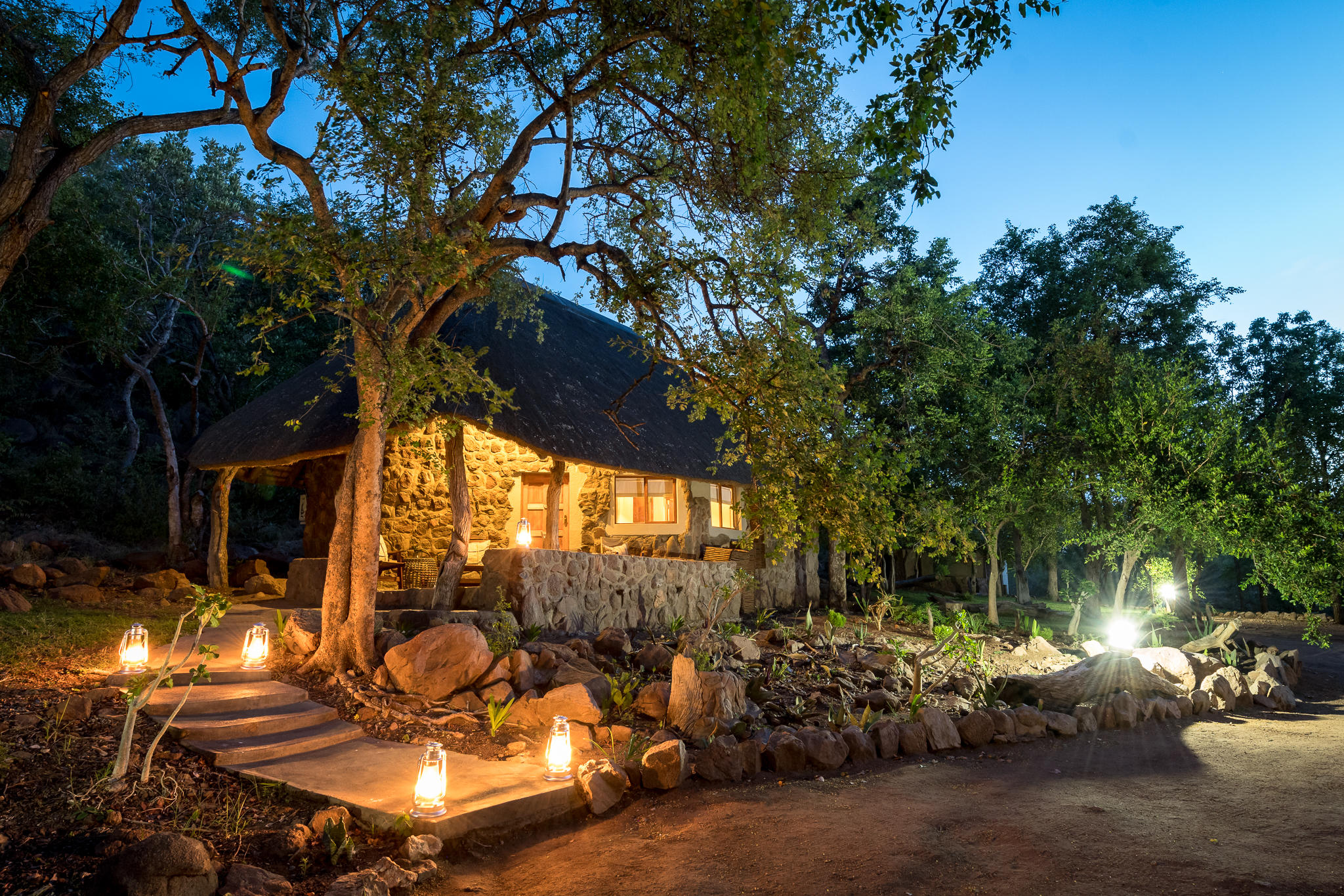 Chacma Bush Camp thumbnail 7
