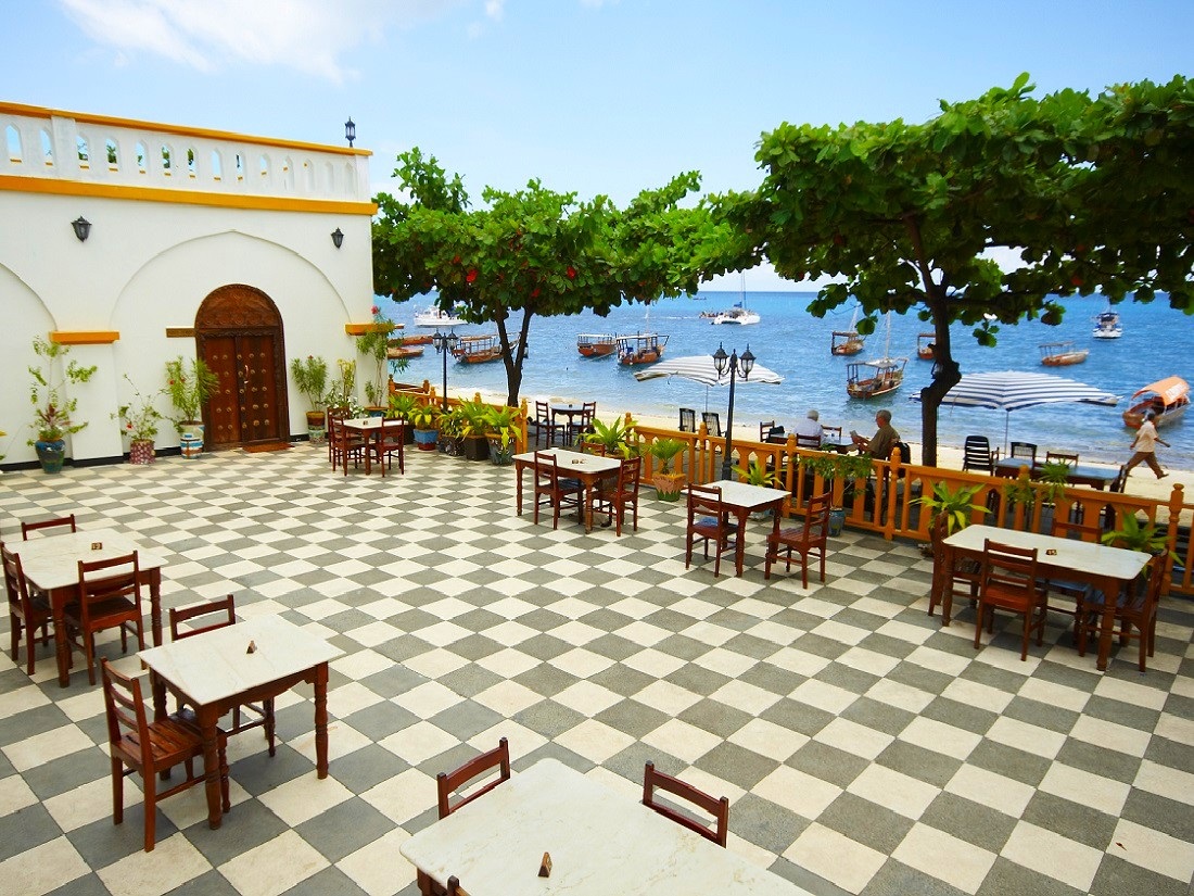 Tembo House Hotel thumbnail 2