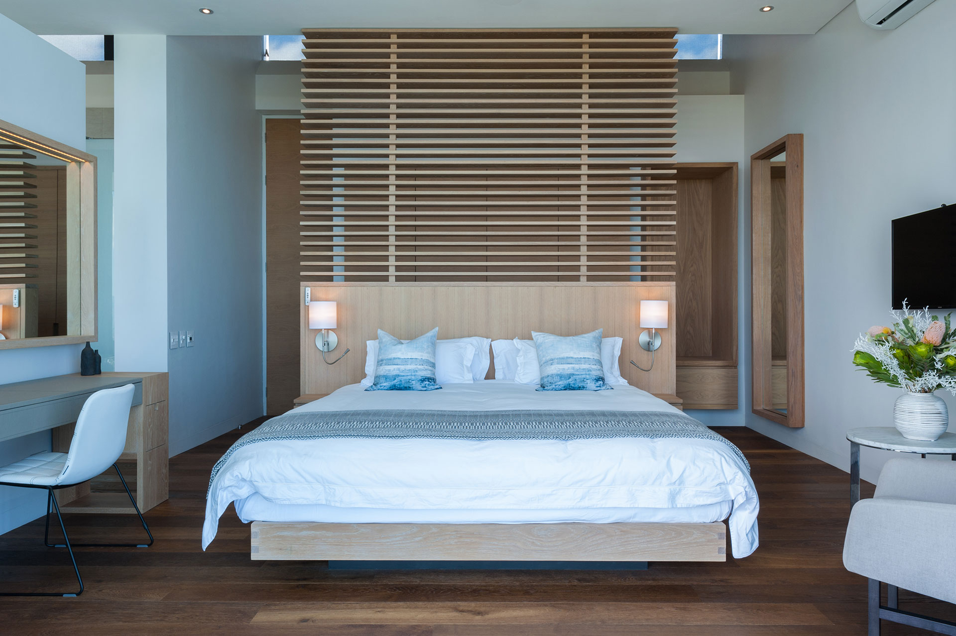 Grootbos Private Villas - Villa 2 - The Sunbird Villa thumbnail 3