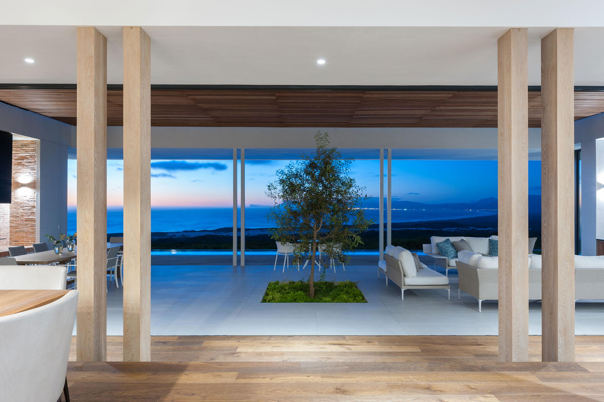 Grootbos Private Villas - Villa 2 - The Sunbird Villa thumbnail 4