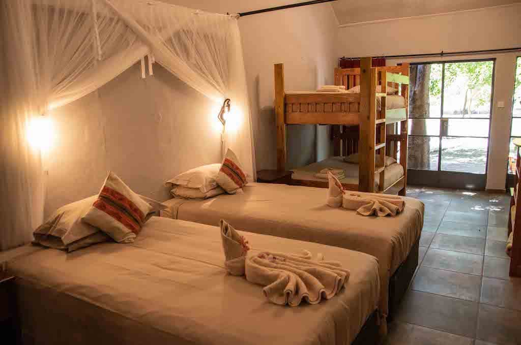 Island Safari Lodge thumbnail 5