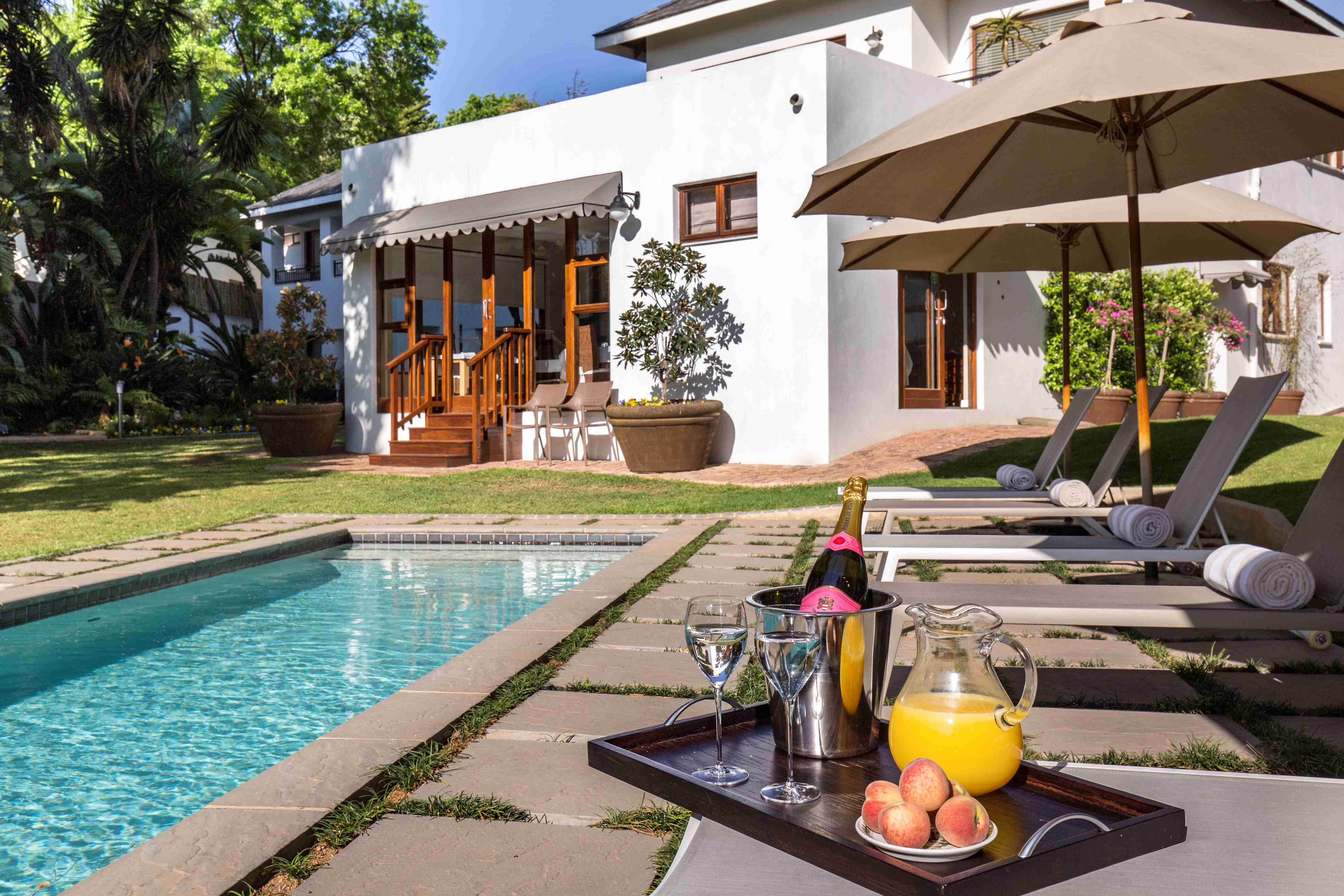 Hyde Park Guest House thumbnail 2