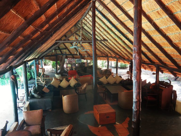 Gweta Lodge thumbnail 4