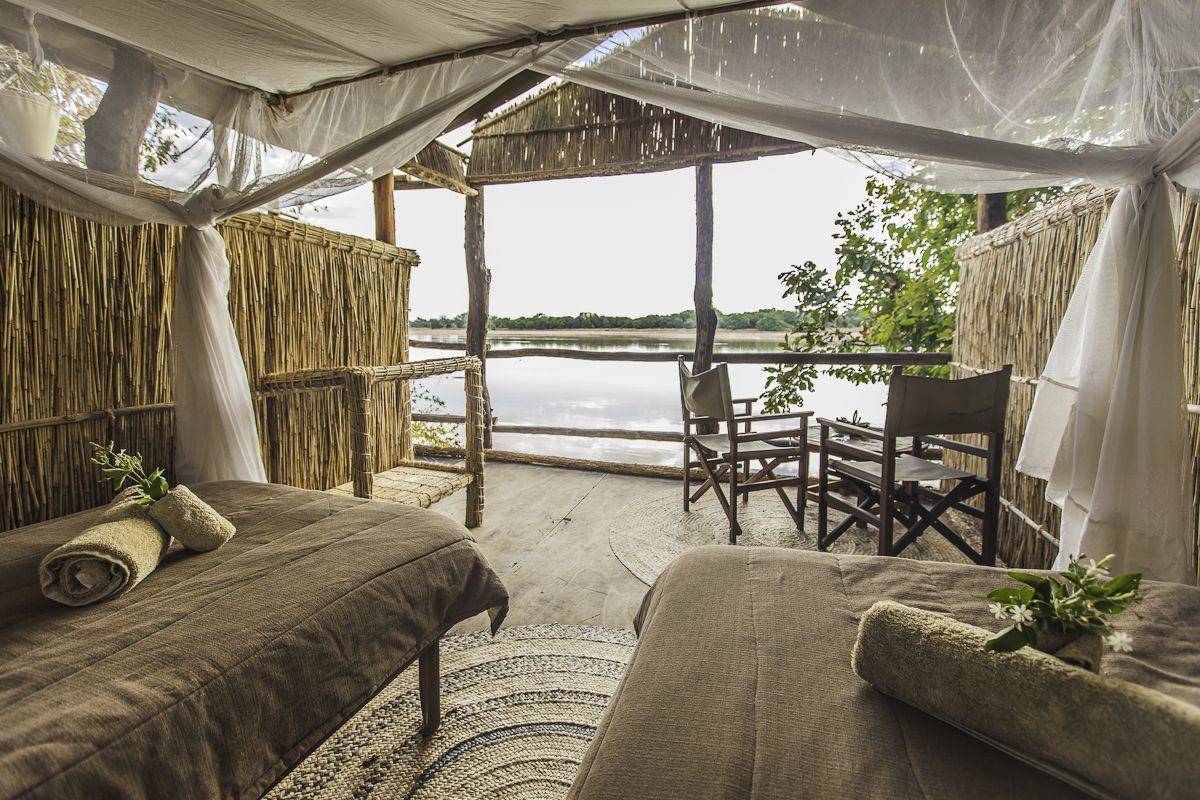 Island Bush Camp thumbnail 6