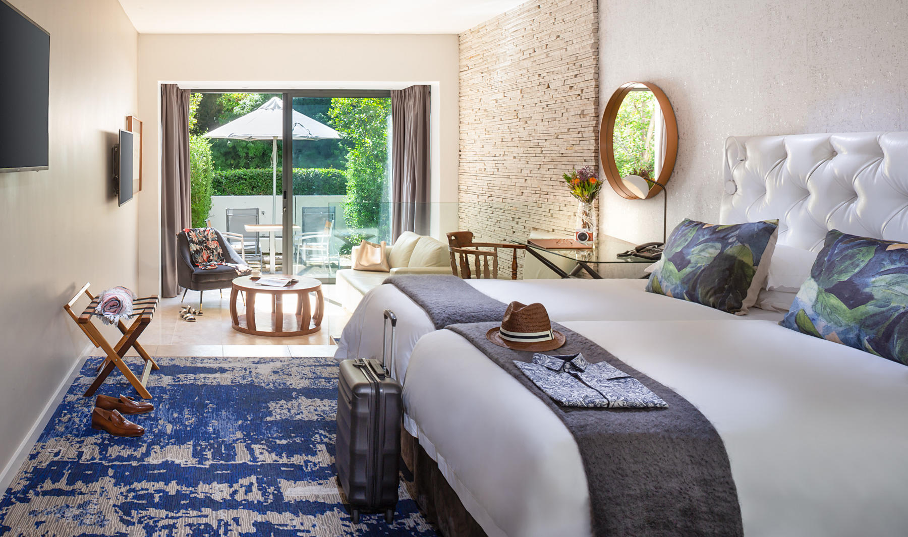 The Vineyard Hotel thumbnail 6