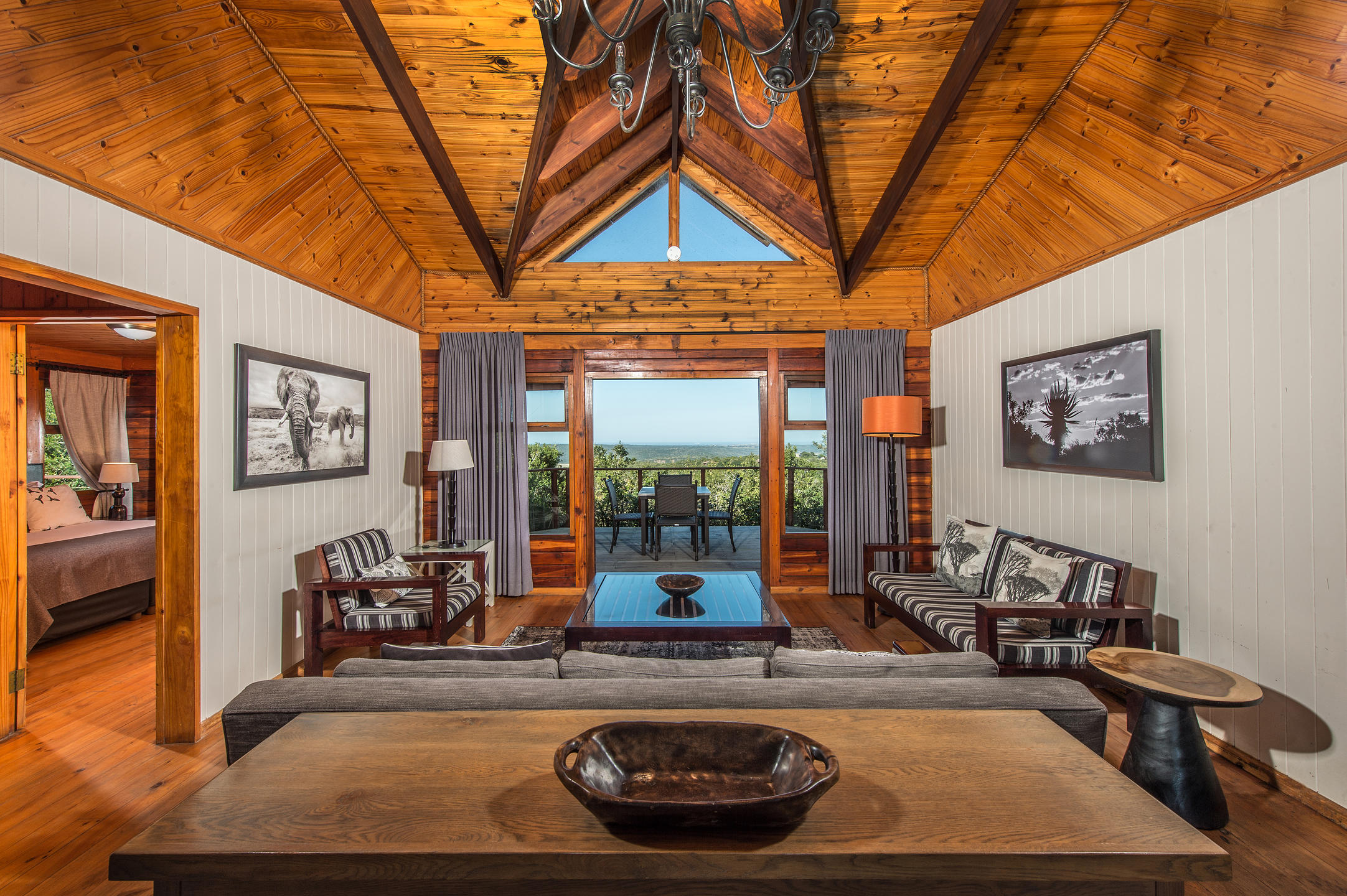 Kariega Main Lodge thumbnail 4