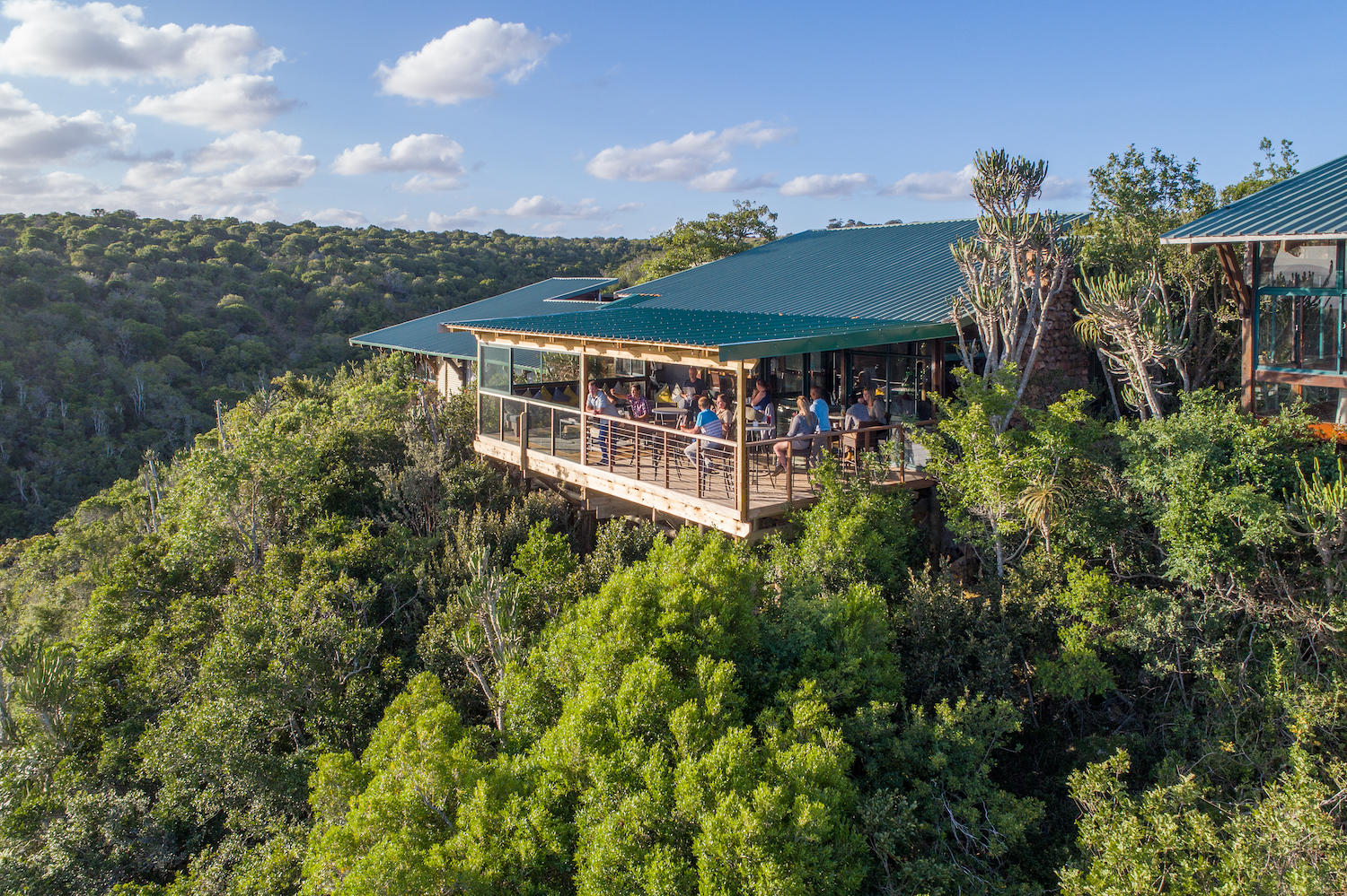 Kariega Main Lodge thumbnail 1