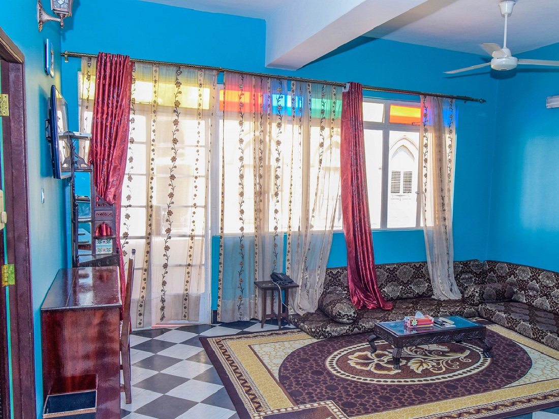 Tembo House Hotel thumbnail 5