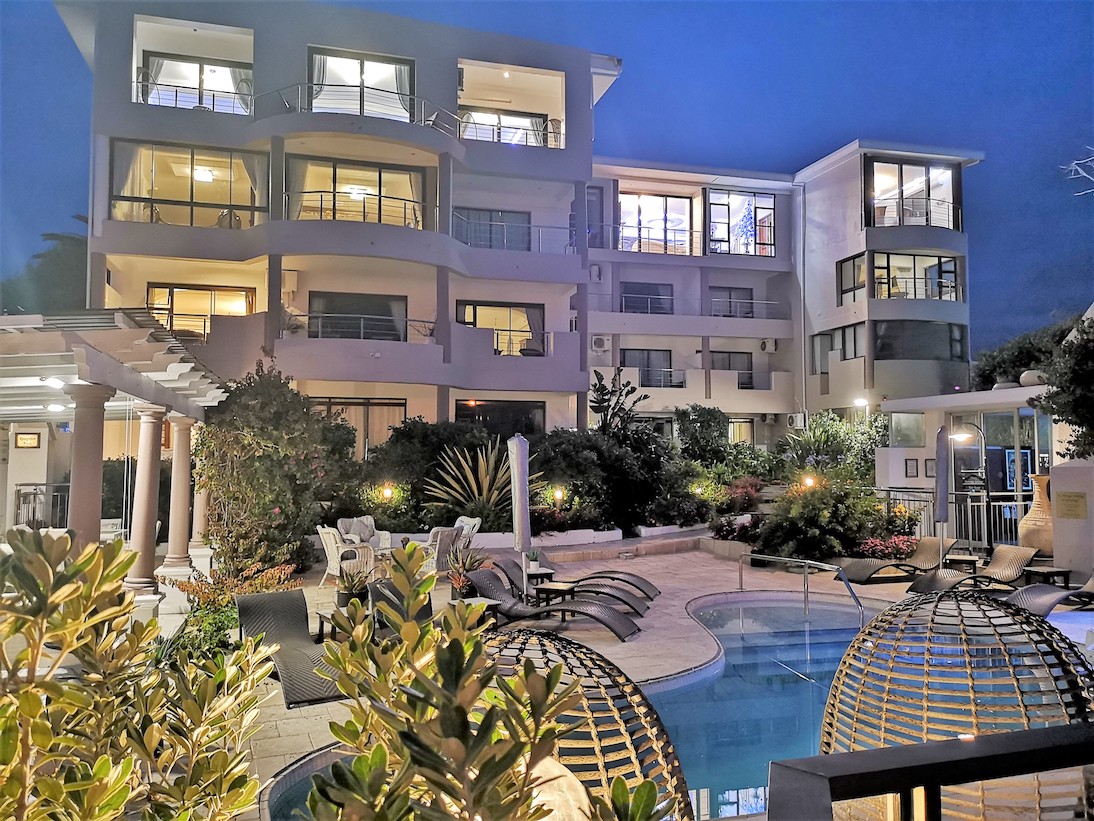 Misty Waves Boutique Hotel thumbnail 2