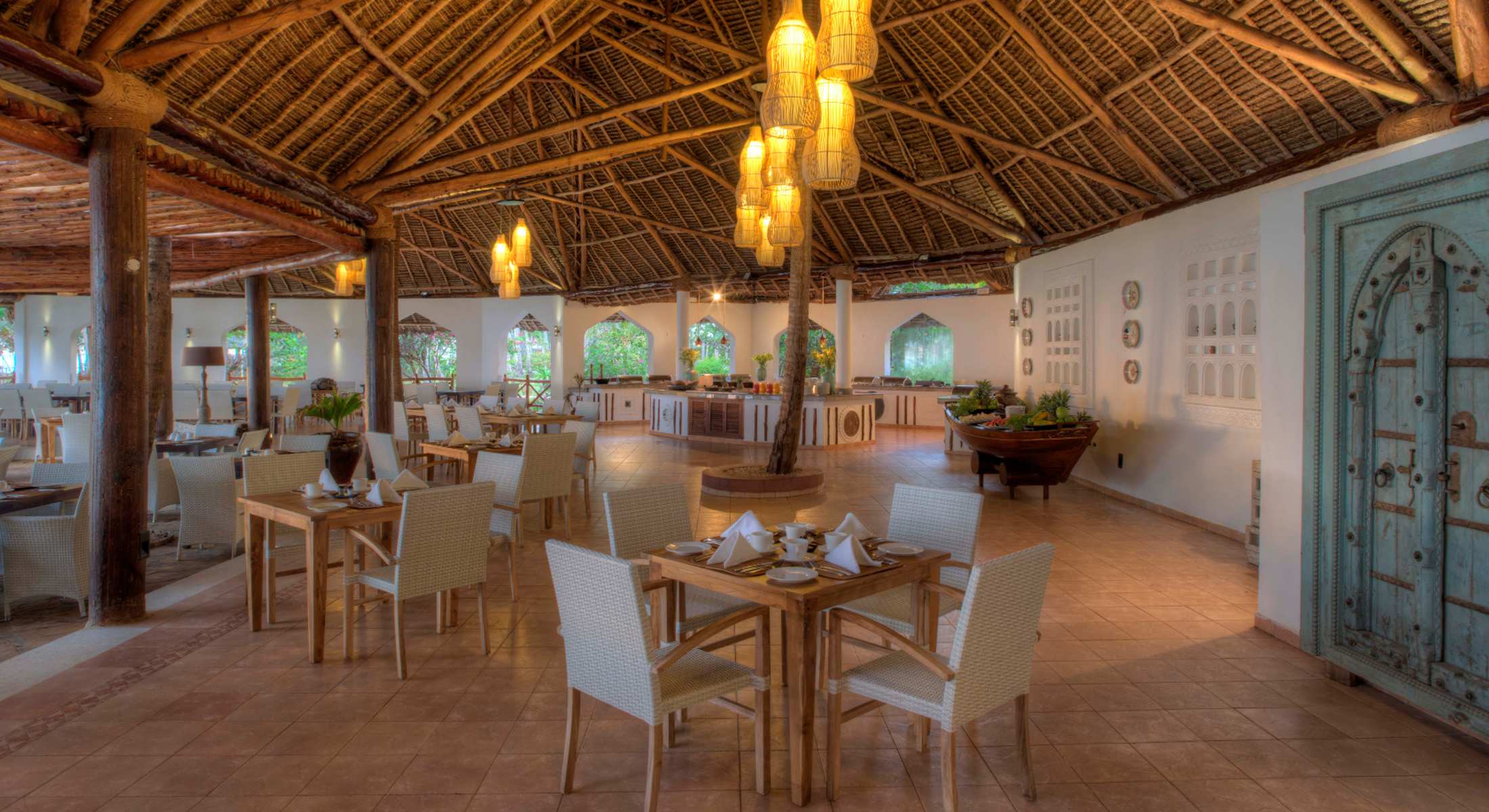Bluebay Beach Resort & Spa thumbnail 6