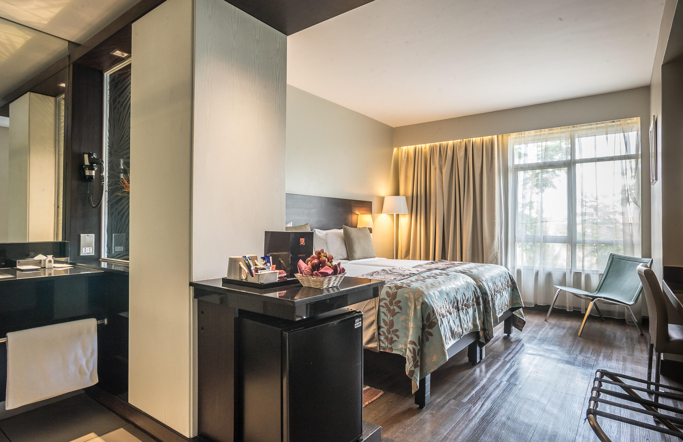 Eka Hotel thumbnail 3