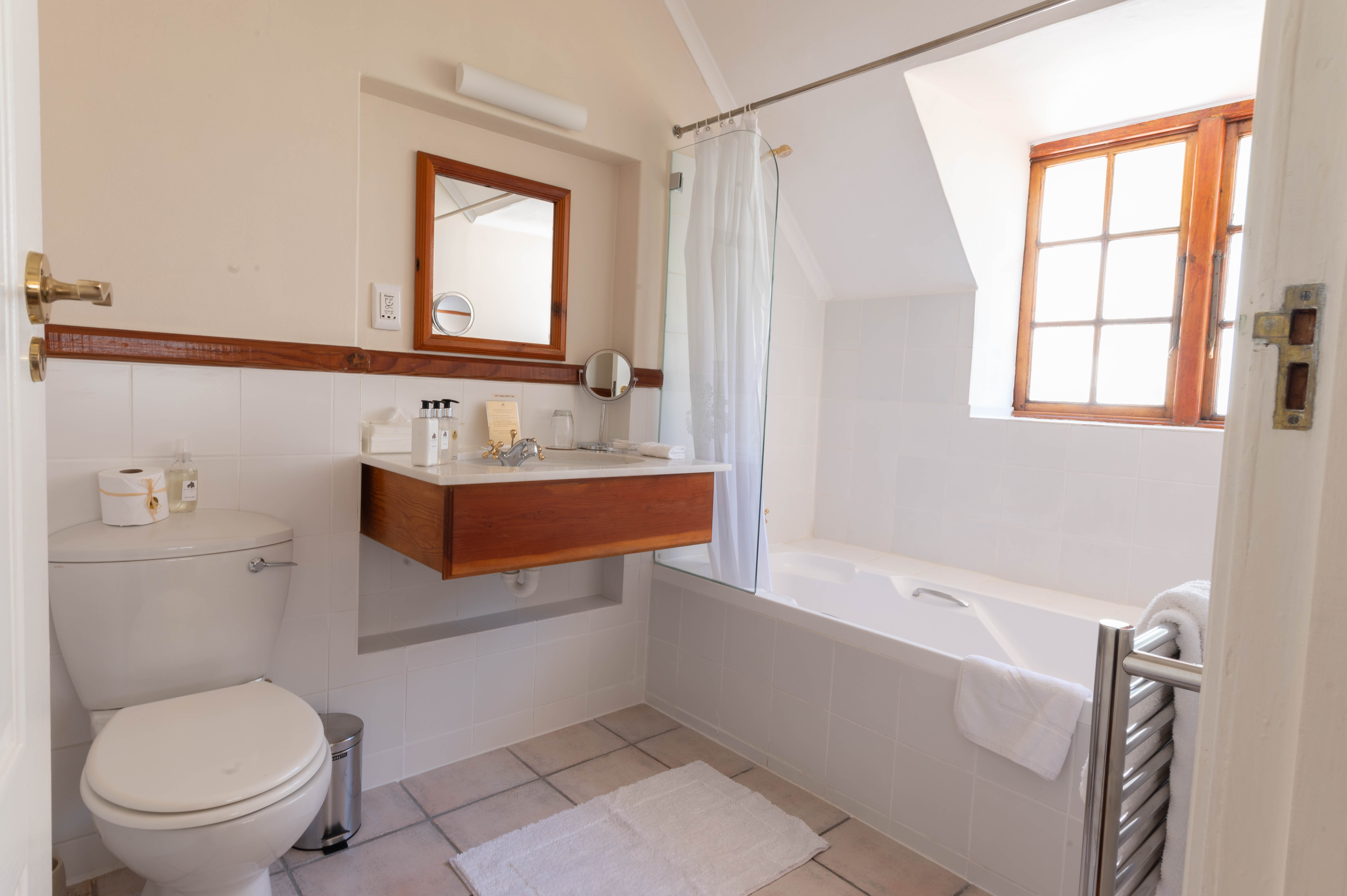 Acorn House thumbnail 2