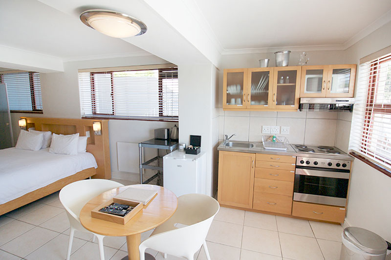 Camps Bay Village thumbnail 5