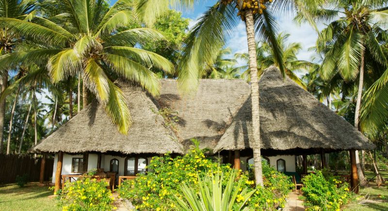 Bluebay Beach Resort & Spa thumbnail 4