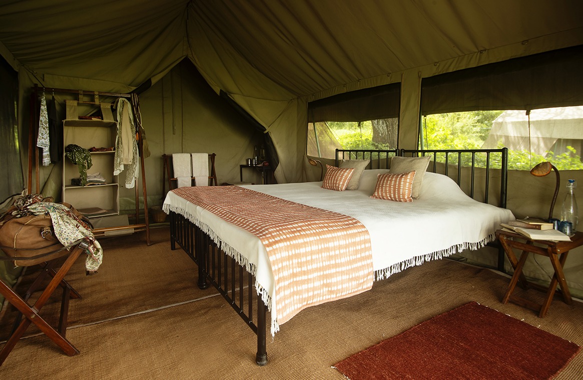 Esirai Camp thumbnail 2