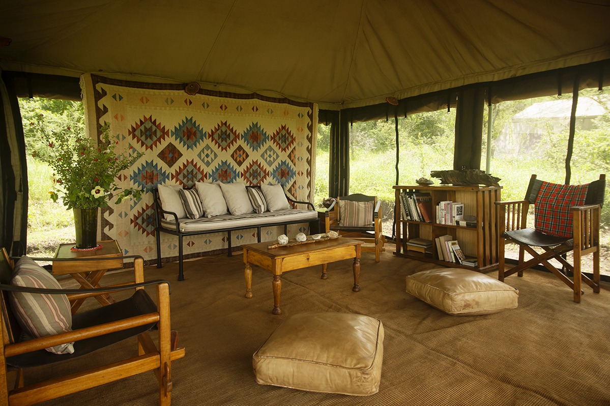 Esirai Camp thumbnail 4